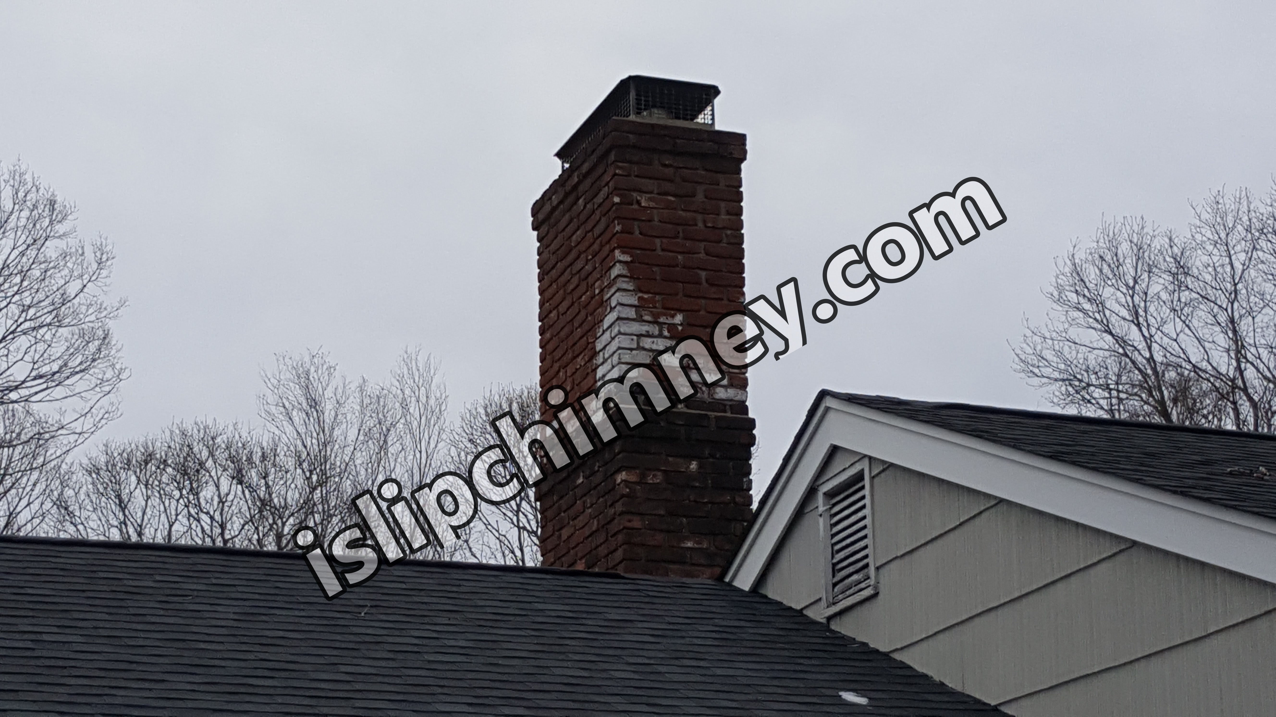 Complete creosote removal from chimney flue in Islip, NY